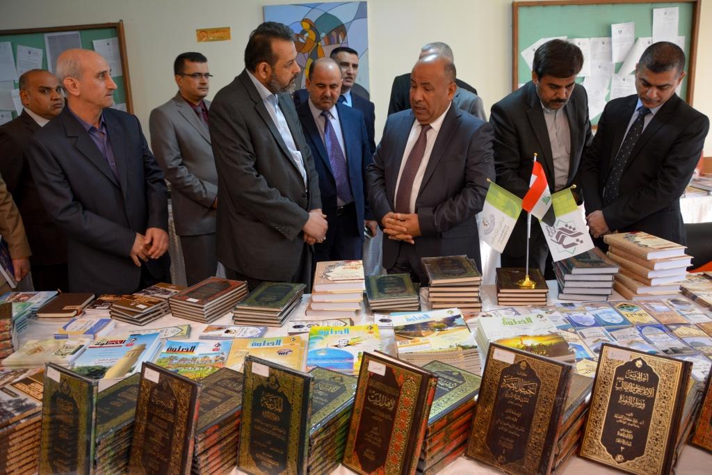 مركز تراث البصرة يشارك في معرض الكتاب القانوني