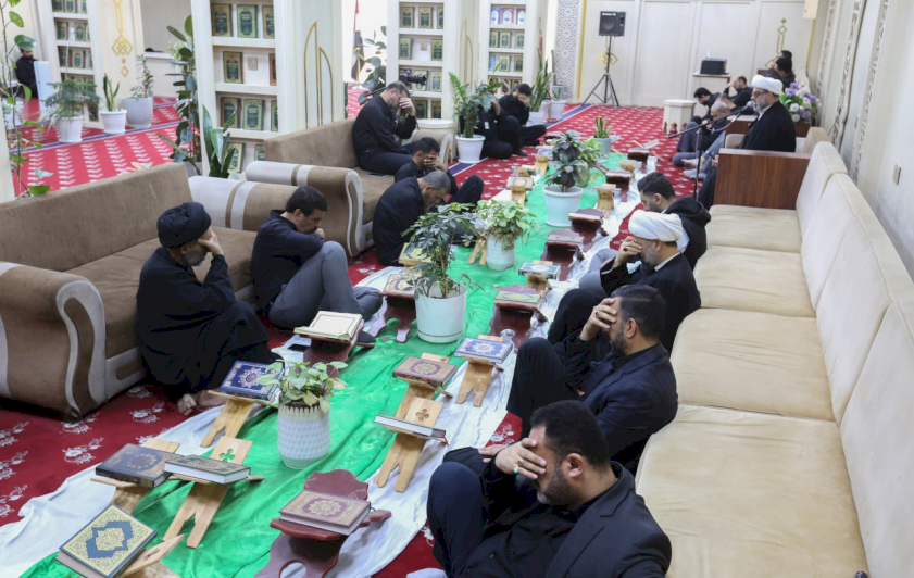 (مَركَزُ تُراثِ البصْرةِ) يرفعُ رايةَ الحُزنِ بالذِّكرى الأليمةِ لاستشهادِ أميرِ المُؤمنينَ الإمامِ عليِّ بنِ أبي طالبٍ (عليهِ السَّلامُ). 