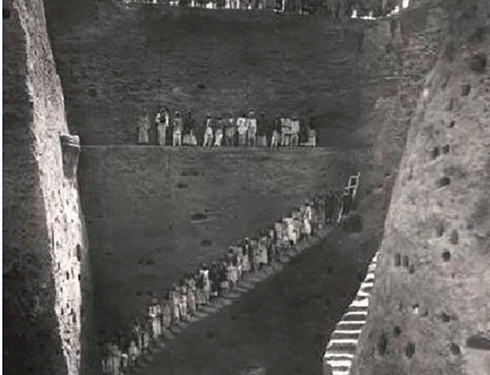 بوابات سور الحلة المنيع