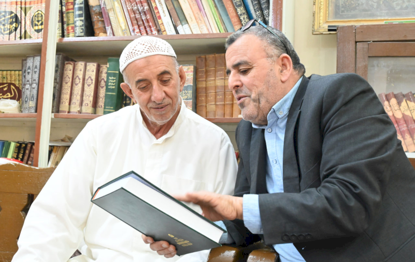 وحدة الدراسات تسبر أغوار المخطوط وتنقب في سيرة آل حيدر