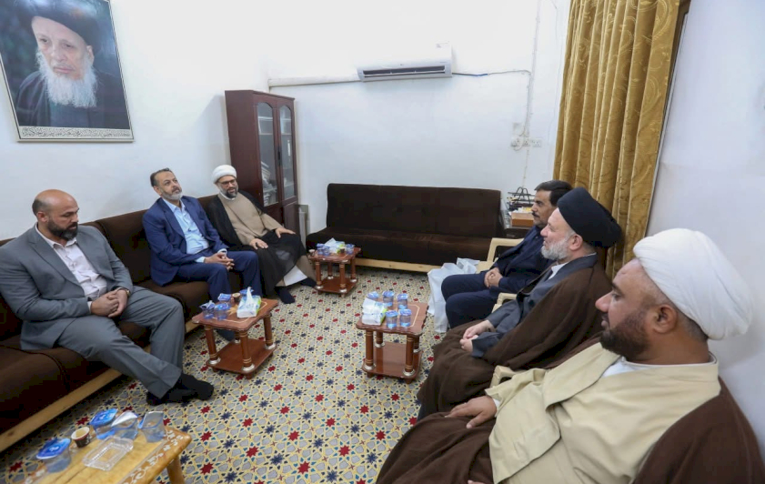 مركزُ تراثِ البصرةِ يُنفِّذُ زياراتٍ علميَّةً في النجف الأشرف