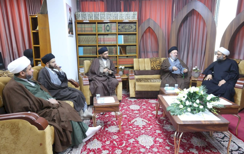 مركزُ تراثِ البصرةِ يستقبلُ سماحةَ السَّيِّدِ عبدِ الحسينِ القاضيِّ