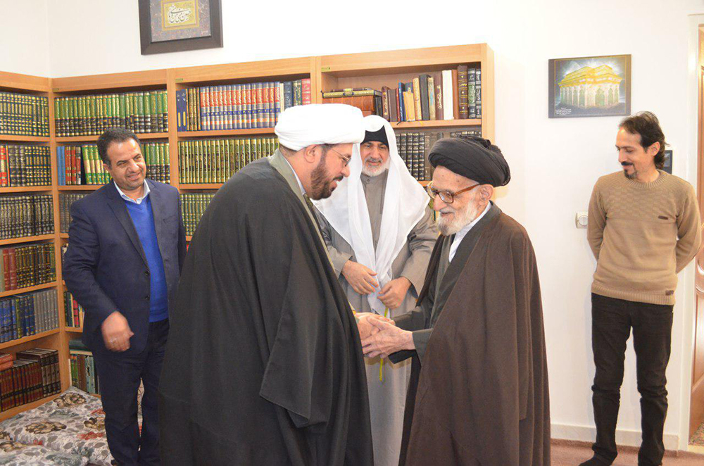 وفد العتبة العباسية المقدسة في ضيافة سماحة السيد احمد الأشكوري دام توفيقه