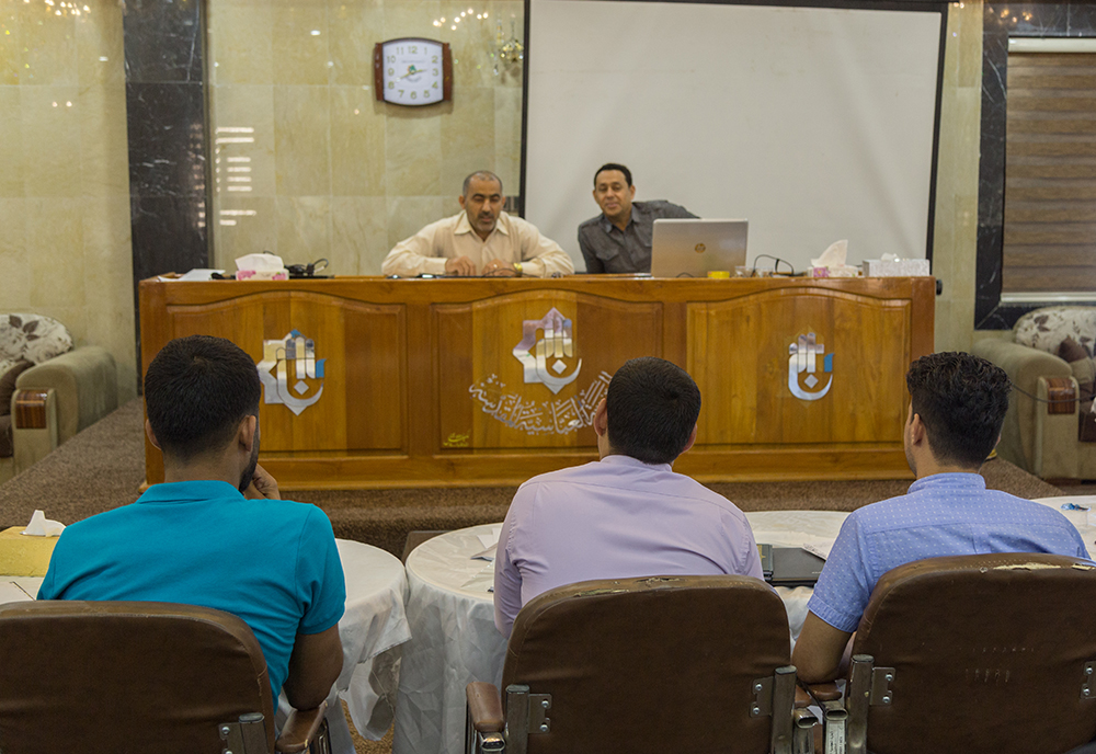 انطلاق دورة تحقيق المخطوطات 