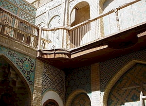 ماذا تعرف عن مدرسة البقعة الدينية في كربلاء؟