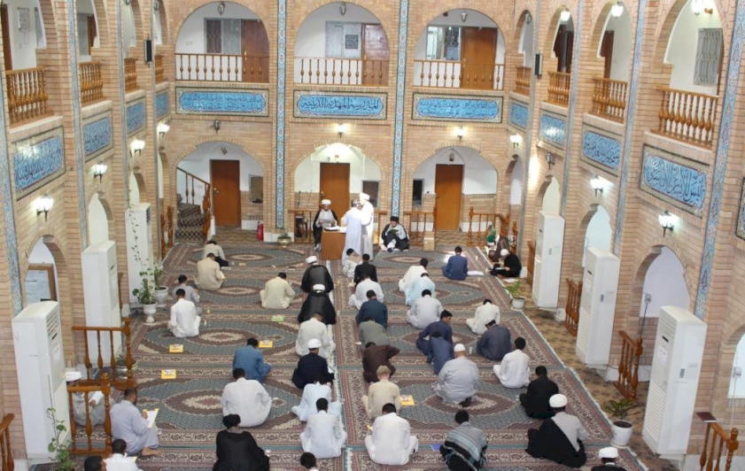 مدرسة الصحن الشريف.. مدرسةٌ دينيّةٌ تاريخيّةٌ